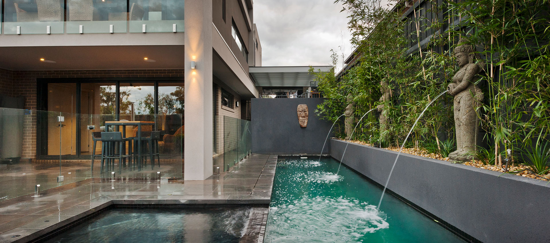 Croydon-Custom-Home_0005_INT140630-074