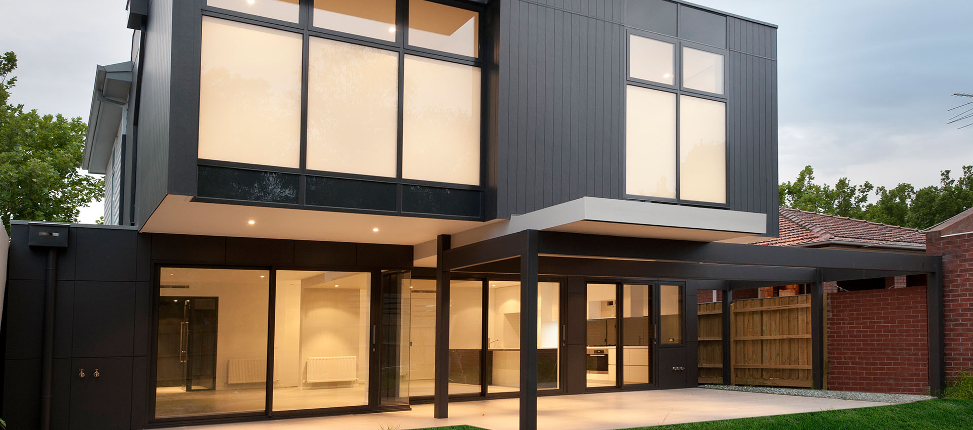 Luxury-Homepage-Slider_0009_09-Brunswick-rear